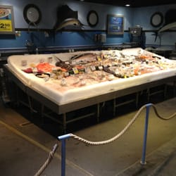 Coop Einkaufszentrum Grüzemarkt - Frische Fischabteilung