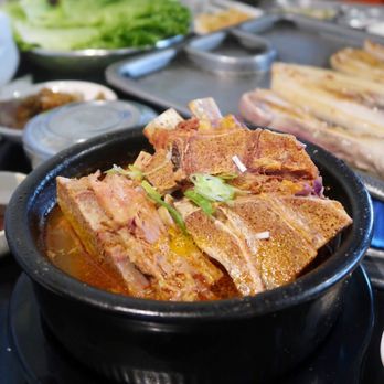Piggy's Island - Pork Bone Soup - Korean Near Me - Thornhill, Ontario