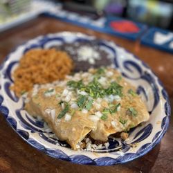 Senor Chile Cafe - Birria enchiladas
