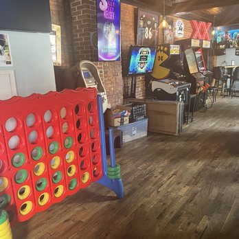 Pig & Rooster - Smokehouse Near Me - Baltimore, Maryland