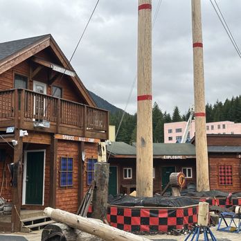 Great Alaskan Lumberjack Show - Overall view - Performing Arts Near Me - Ketchikan, Alaska Great Alaskan Lumberjack Show - Overall view - Performing Arts Near Me - Ketchikan, Alaska
