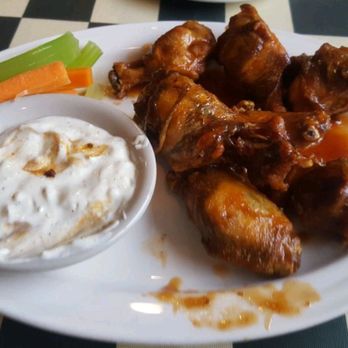 Barnstormer Barbeque - Smoked wings - Barbeque Near Me - Fort Montgomery, New York