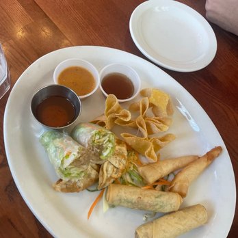 Rama Thai - You Can't Go Wrong With The Rama Sampler... Yummm - Thai Near Me - Springfield, Missouri