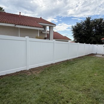 Ortiz Fencing - finished backyard view - Fences & Gates Near Me Ortiz Fencing - finished backyard view - Fences & Gates Near Me