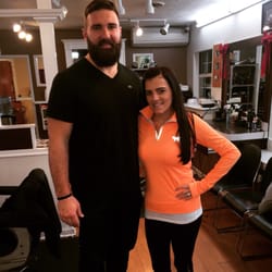 Gus's Barbershop - Rob ninkovich of the New England Patriots got a fresh haircut and a beard trim at Gus's barbershop!