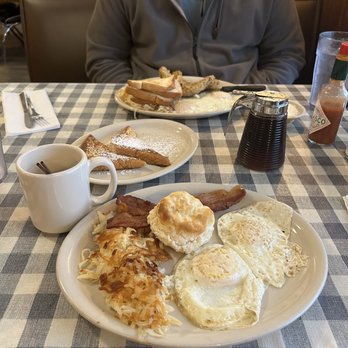Wimberley Cafe - Build your own breakfast & French toast - American Near Me - Wimberley, Texas Wimberley Cafe - Build your own breakfast & French toast - American Near Me - Wimberley, Texas