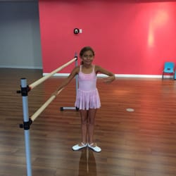 101 Dance Center - Ballet class is fun!