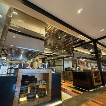Grand Hyatt Manila - Grand Kitchen Buffet - Hotels Near Me - Taguig, NCR