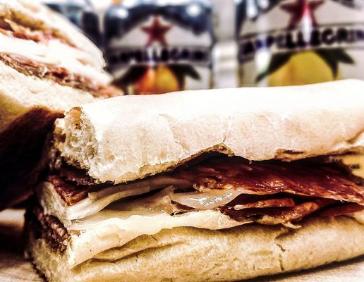 Piccoli To-Go by null