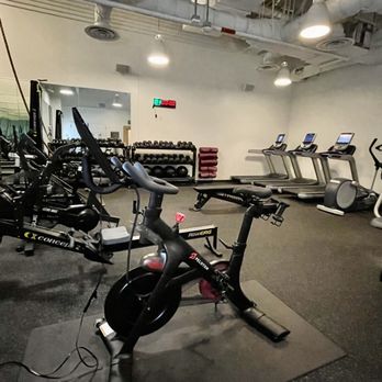 Kimpton Everly Hotel - Gym - Venues & Event Spaces Near Me - Los Angeles, California Kimpton Everly Hotel - Gym - Venues & Event Spaces Near Me - Los Angeles, California