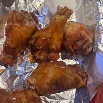 South First Bar & Grill - Buffalo wings - Bars Near Me - Lufkin, Texas