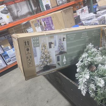 Deals 4 Less - Discount Store Near Me - Fresno, California Deals 4 Less - Discount Store Near Me - Fresno, California