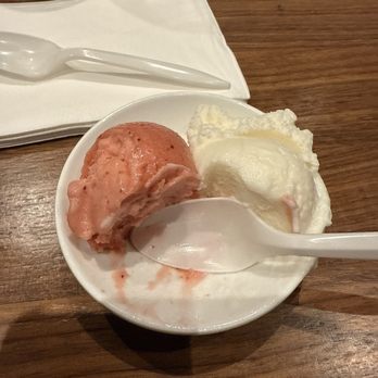 AYCE - Strawberry sorbet and lemon ricotta sorbet - Buffets Near Me - Las Vegas, Nevada