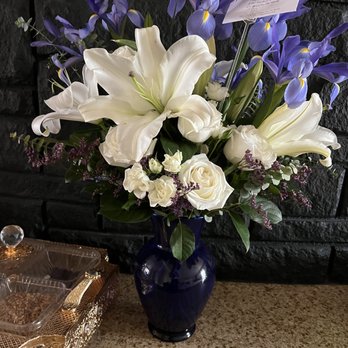 Sada's Flowers - Deluxe arrangement I received - Florists Near Me - Culver City, California
