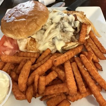 Kelli's Kitchen - Breakfast & Brunch Near Me - Medford, Wisconsin