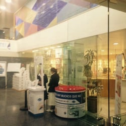 Instituto de Oftalmología - Farmacia