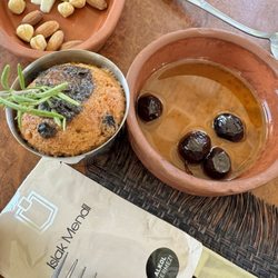Le Wagon - Fig cake and olives