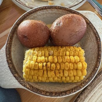 Catch 110 - Potatoes and corn - Seafood Near Me - Biloxi, Mississippi