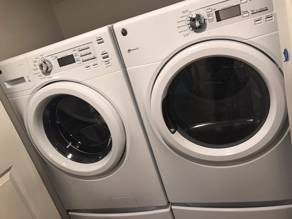 ROCK CREEK RIDGE APARTMENTS Updated September 2024 18 Photos