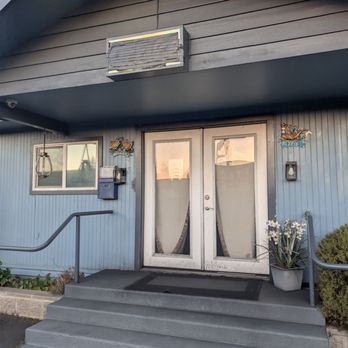 Lamplighter Inn - There is no staff on site. At least when I visited. - Hotels Near Me - Bandon, Oregon