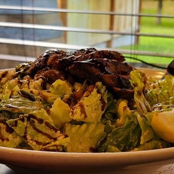 Wapato Point Cellars - Steak salad - Steakhouses Near Me - Manson, Washington Wapato Point Cellars - Steak salad - Steakhouses Near Me - Manson, Washington