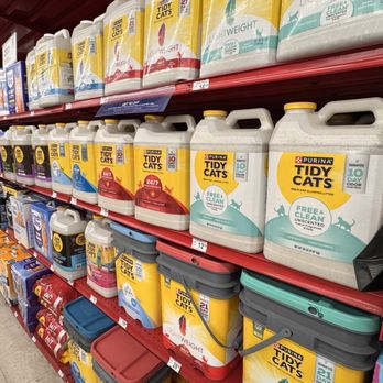 Petco - Full shelves - Pet Stores Near Me - Sunnyvale, California