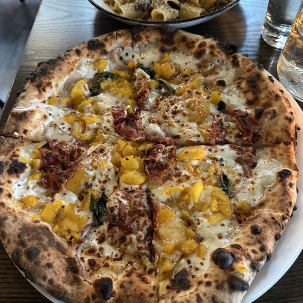 Posto - Peach Pizza - Italian Near Me - Somerville, Massachusetts Posto - Peach Pizza - Italian Near Me - Somerville, Massachusetts