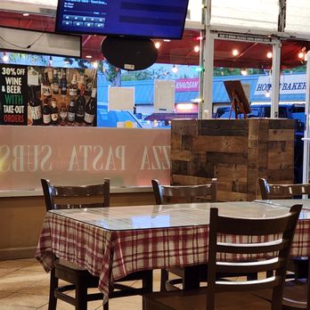 Ristorante da Maria - Seating area - Chicken Wings Near Me - San Jose, California Ristorante da Maria - Seating area - Chicken Wings Near Me - San Jose, California