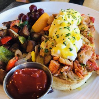 Chandler's Oceanfront Dining - Lobster and shrimp Benedict - New American Near Me - Carlsbad, California Chandler's Oceanfront Dining - Lobster and shrimp Benedict - New American Near Me - Carlsbad, California