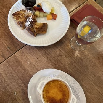 Bistro Cacao - Pain Perdu French toast and Crème Brulee - French Near Me - Washington, DC, District of Columbia Bistro Cacao - Pain Perdu French toast and Crème Brulee - French Near Me - Washington, DC, District of Columbia