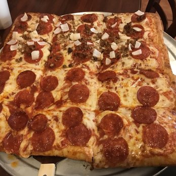 Genova's Pizza & Restaurant - Pizza Near Me - York, Pennsylvania