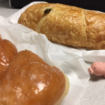 Vermont Donuts - Ham & Cheese croissant - Donuts Near Me - Los Angeles, California Vermont Donuts - Ham & Cheese croissant - Donuts Near Me - Los Angeles, California