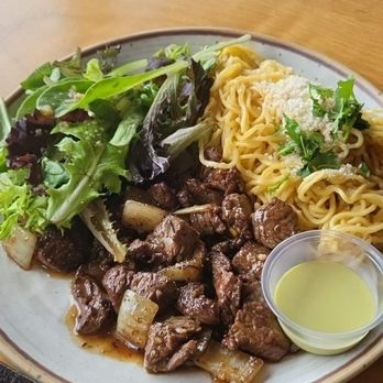 Urban Cup - Garlic noodles with filet mignon - Asian Fusion Near Me - Cypress, California