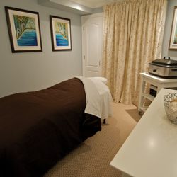 Healing Touch Massage Therapy - Treatment room