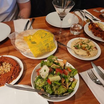 Le Petit Alep - Tasting of pita and spreads so good - Middle Eastern Near Me - Montreal, Quebec