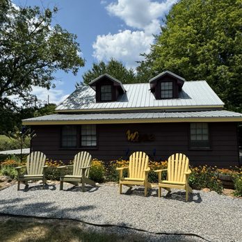 Serenberry Vineyards - Wineries Near Me - Morganton, Georgia Serenberry Vineyards - Wineries Near Me - Morganton, Georgia