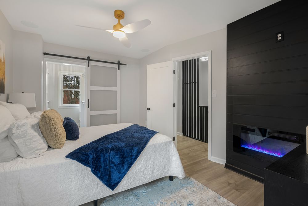 Slide of MACK Home Renovations