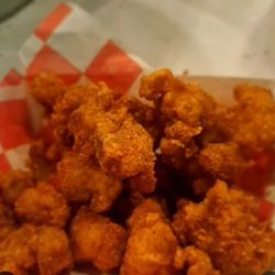 LA Crab Shack - Gator nuggets