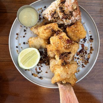 The Tyger - Fried snapper - Cocktail Bars Near Me - New York, New York
