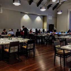 Oxford Dining by Bon Appetit - Our private dining room is perfect for a business meeting! Drop down projector included!
