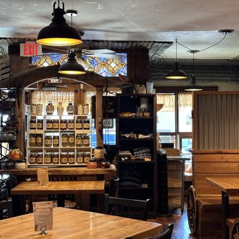 Julian Cafe - Dining area - Bakeries Near Me - Julian, California