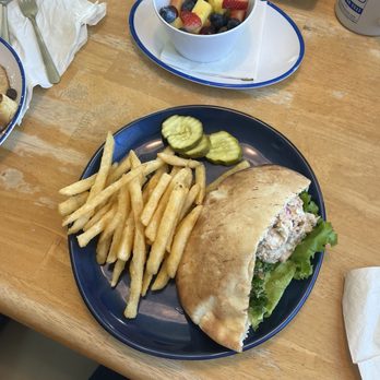 Beach Diner - Tuna , Tabouli and French Fries - Diners Near Me - Atlantic Beach, Florida Beach Diner - Tuna , Tabouli and French Fries - Diners Near Me - Atlantic Beach, Florida
