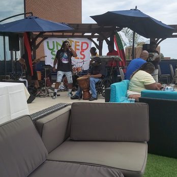 Monroe - Lounges Near Me - Hampton, Virginia