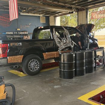 Grease Monkey - Oil Change Stations Near Me - Brighton, Colorado