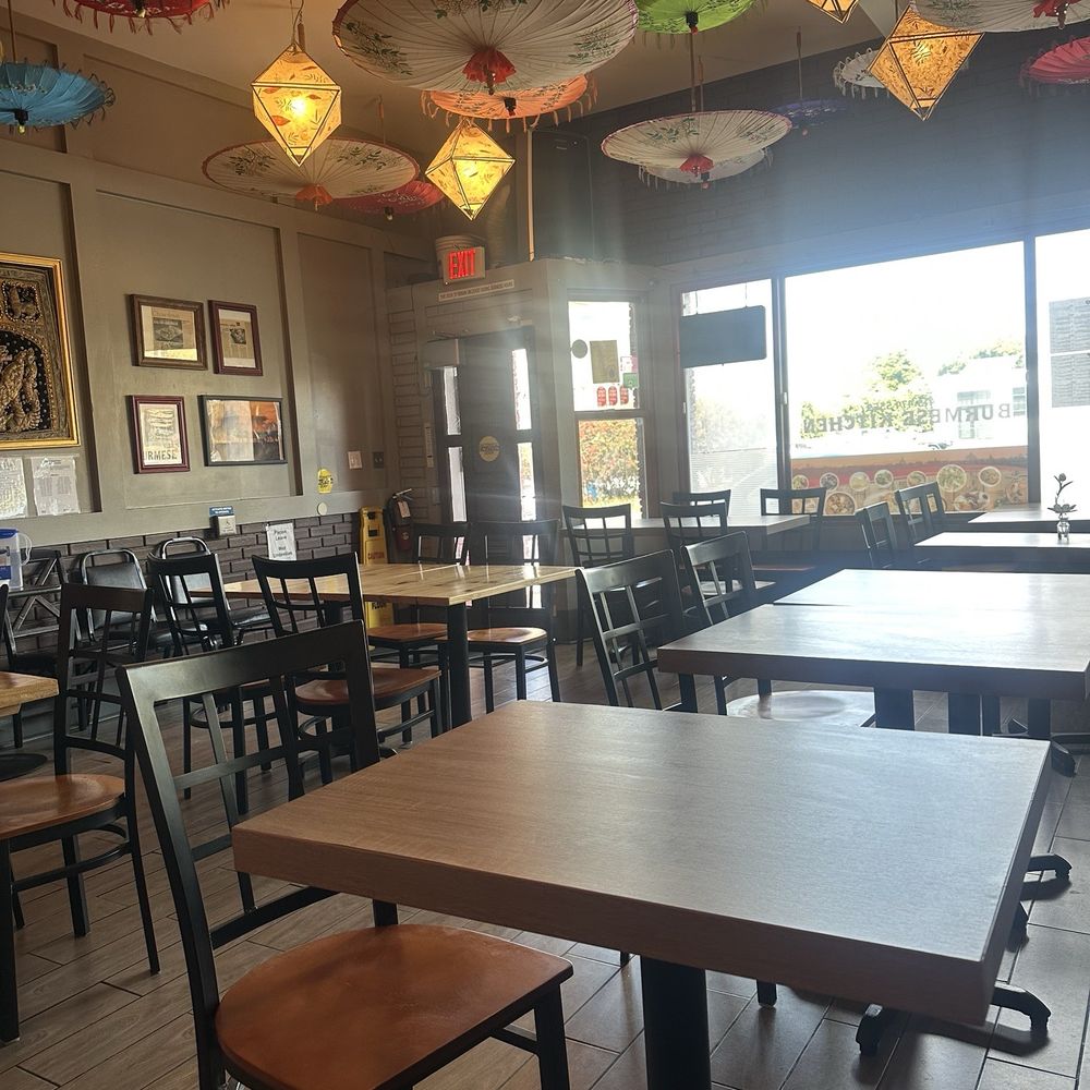 Burmese Kitchen - Restaurant tables - Burmese Near Me - San Francisco, California Burmese Kitchen - Restaurant tables - Burmese Near Me - San Francisco, California