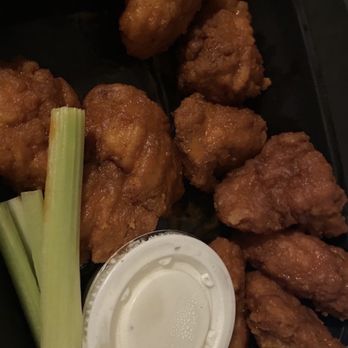 Applebee's Grill + Bar - Sports Bars Near Me - Fern Creek, Kentucky