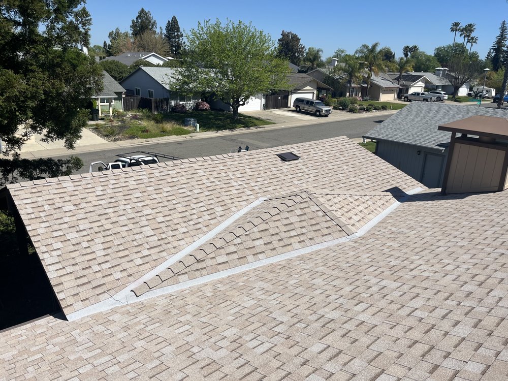 Slide of H & G Roofing