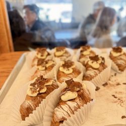 Layered - Tiramisu croissant