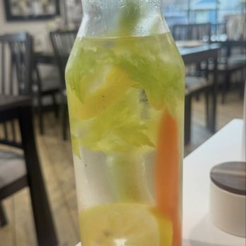 Herand's Kitchen - Persian/Iranian Near Me - Houston, Texas