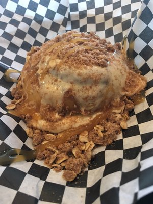 Cinnaholic by null